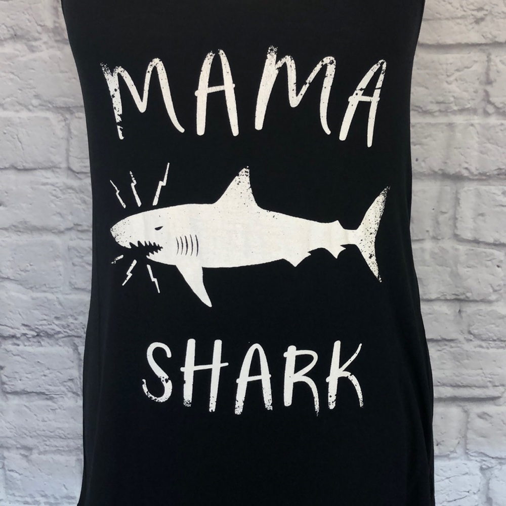 *ONE Left Bear Dance | Mama Shark Graphic Tank Top - Picture 4 of 8